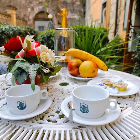 Hotel Amalfitana Pisa Dış mekan fotoğraf